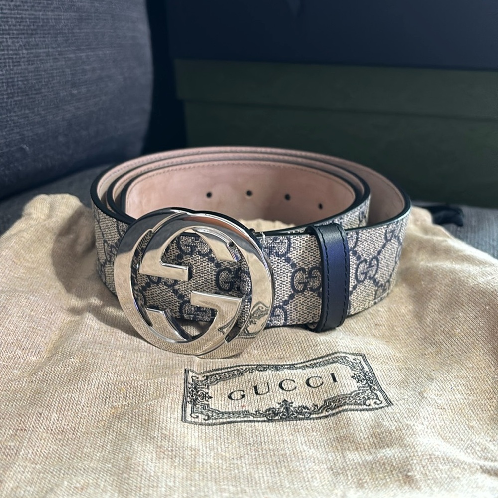 Gucci authentic supreme belt